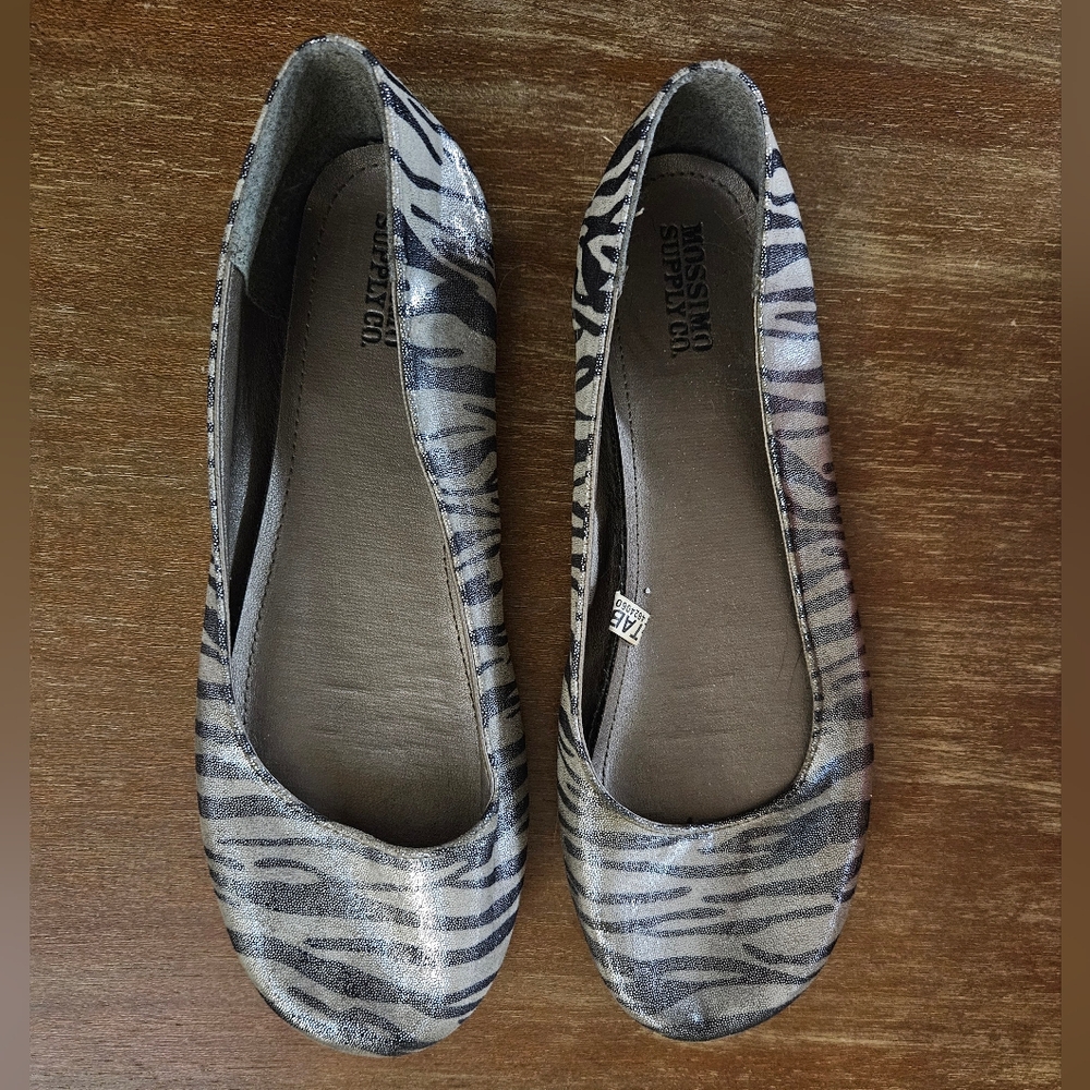 2/$10 ★Mossimo Supply Zebra Pattern Flats Black Silver Shoes Ballet Slippers 9.5